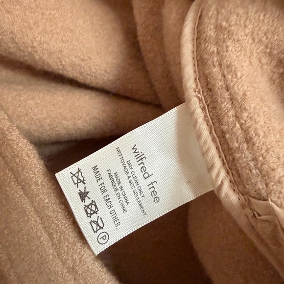 Aritzia Wilfred Free, Ganna Shirt Jacket, Tan Camel 100%  Merino wool size Small - Picture 10 of 11